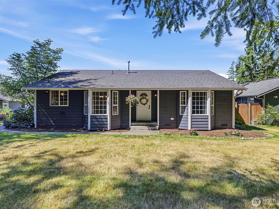 1st image of 1425 128th Drive NE
