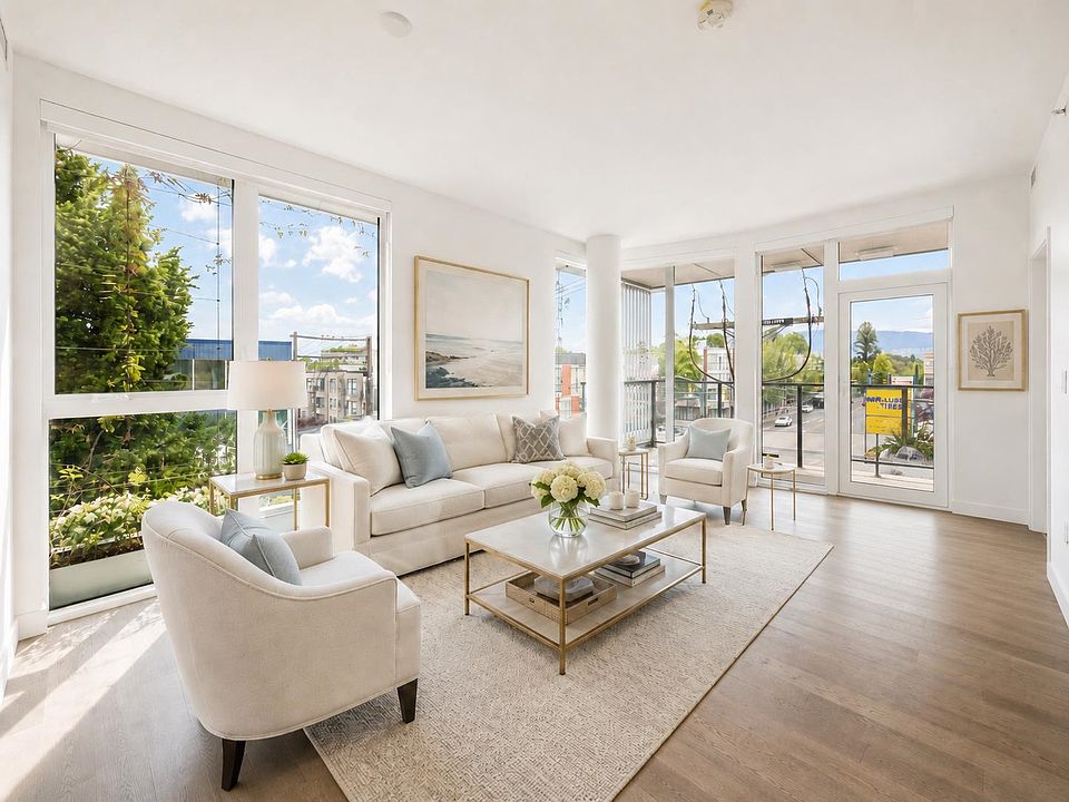 1st image of 2888 Arbutus St #301