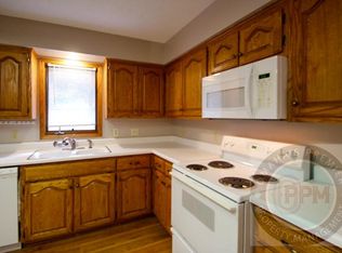 5211 N 116th Ct, Omaha, NE 68164