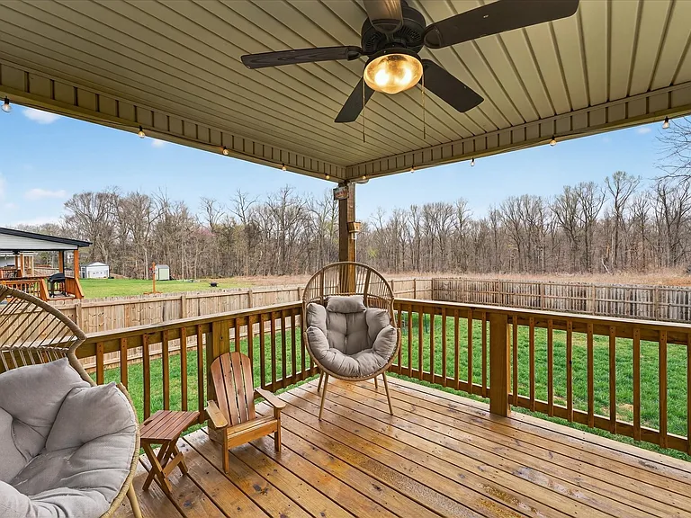 2361 Bridgeport Way — Photo 36