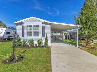 11 Holly Dr, Davenport, FL 33837