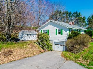 81 W Hill Rd, Gardiner, ME 04345