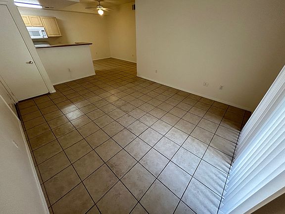 5th image of 8250 N Grand Canyon Dr Unit 1122