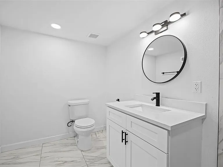 4427 W Oklahoma Ave — Photo 17