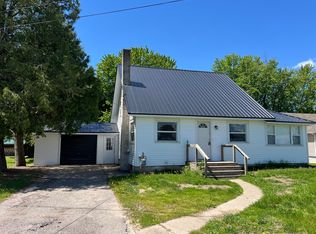 9835 N Greenville Rd, Lakeview, MI 48850