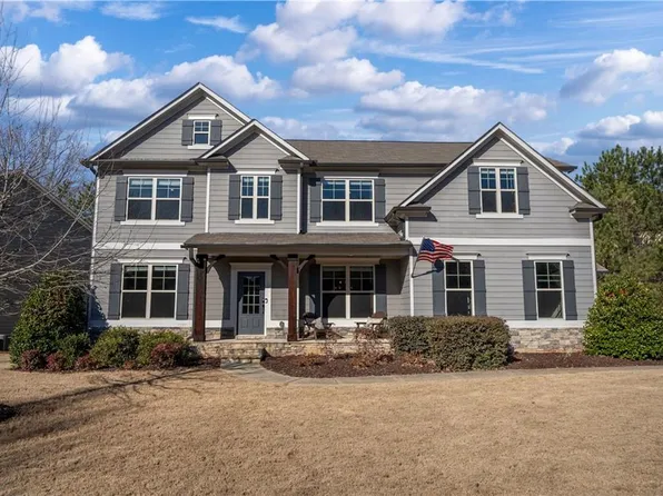 9030 Maple Run Trl, Gainesville, GA 30506