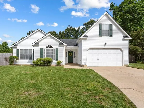 120 Clydesdale Ct, Hampton, VA 23666