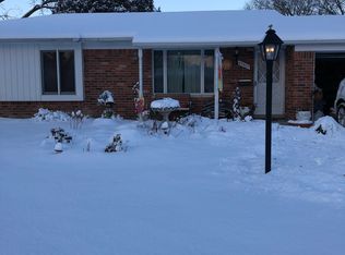 45483 Keding St, Utica, MI 48317