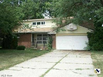 1st image of 20221 Delaware Dr
