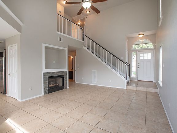 4th image of 17341 Tobermory Dr