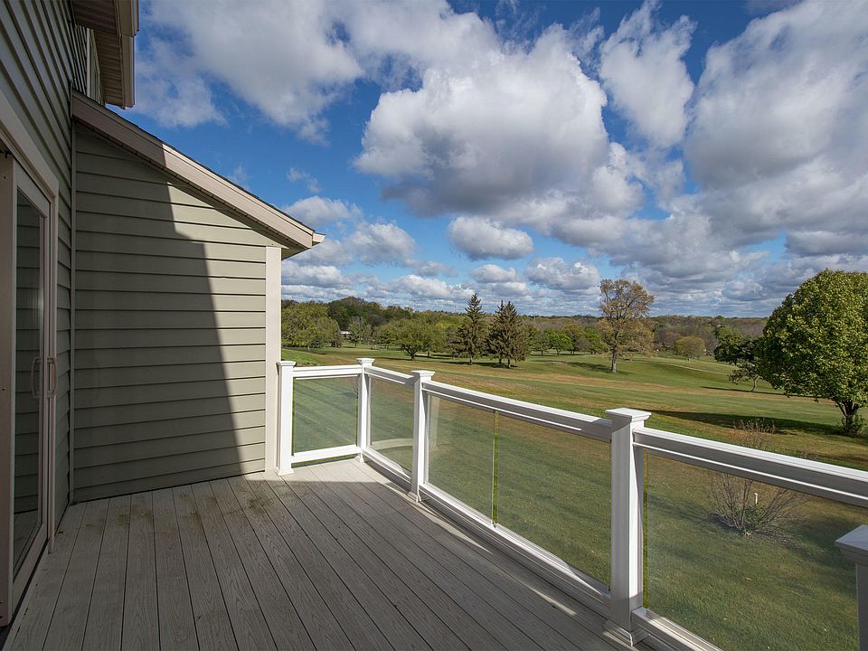 1st image of 104 Clubhouse Dr