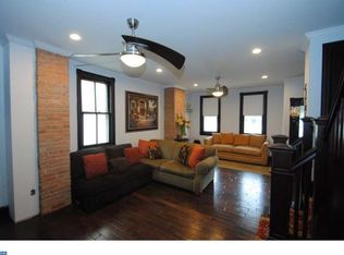 233 Conover St, Burlington, NJ 08016