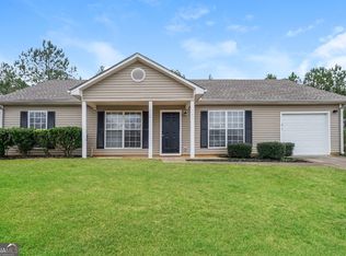 145 Fairclift Dr, Covington, GA 30016