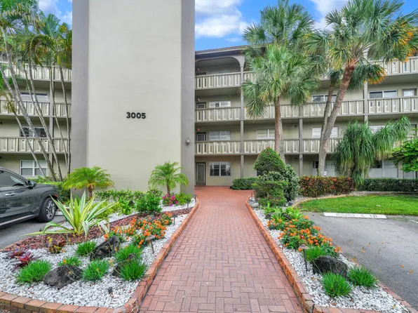 3005 Portofino Isle #N2, Coconut Creek, FL 33066