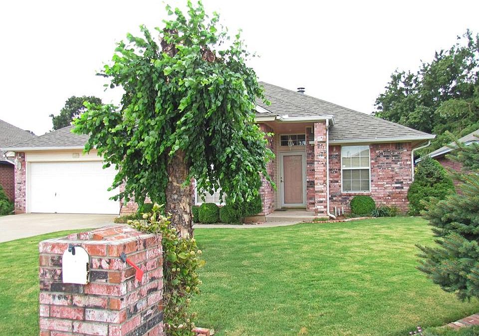 1st image of 1105 Sennybridge Dr