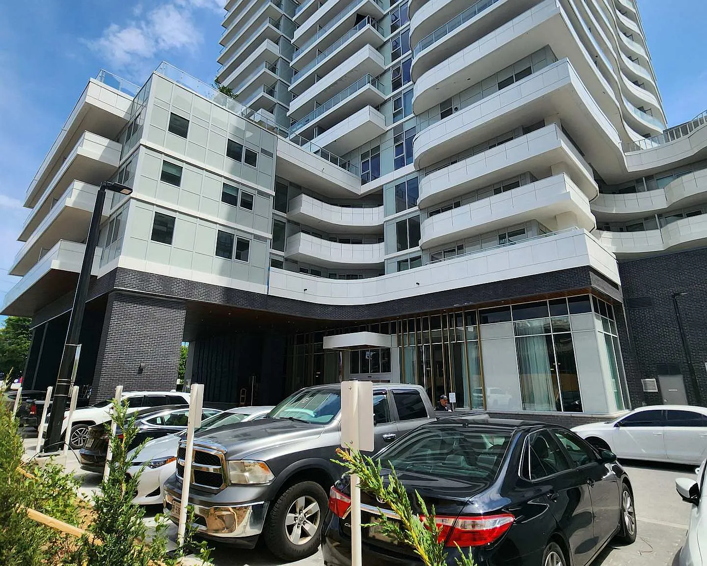 2 bed, $2,600 — Photo 1