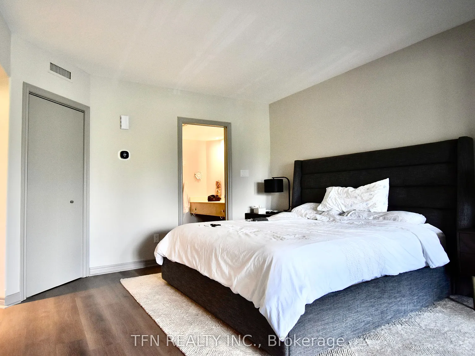 1 bed, $1,600 — Photo 4
