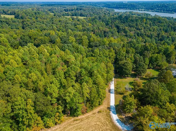 Ben Marie Ln, Athens, AL 35614