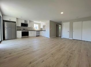 17612 80th Ct NE APT 4, Kenmore, WA 98028