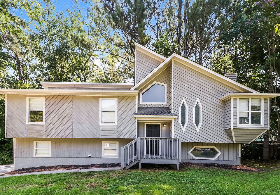 1st image of 3684 Linwood Way