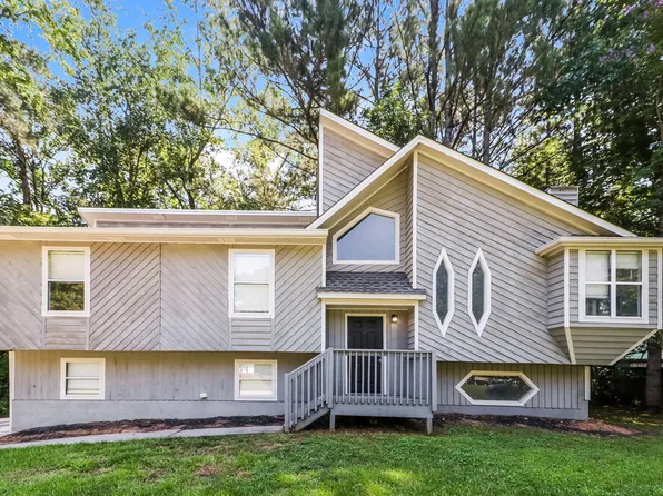 3684 Linwood Way, Snellville, GA 30039