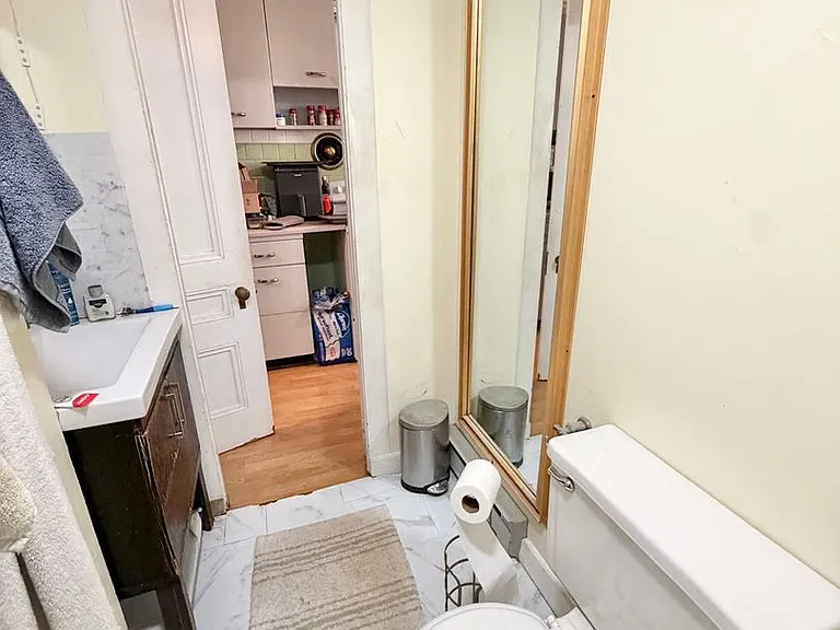 26 Clarke St — Photo 12