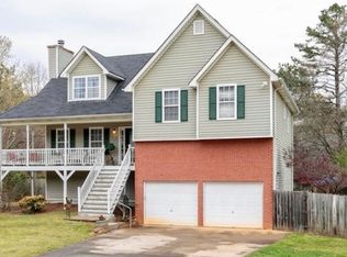 406 Pine Valley Dr, Powder Springs, GA 30127