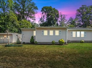 15 Dalewood Rd, Wayne, NJ 07470