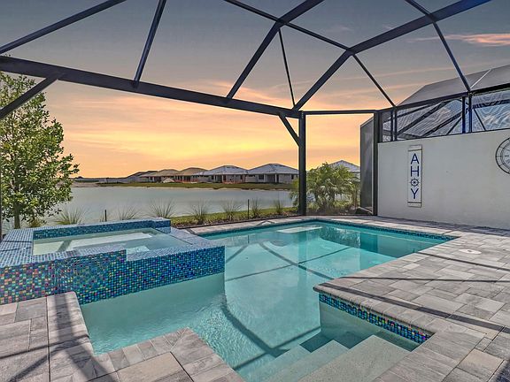 2nd image of 12371 Canal Grande Dr