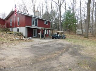 560 S Hoppe Rd, Hesperia, MI 49421