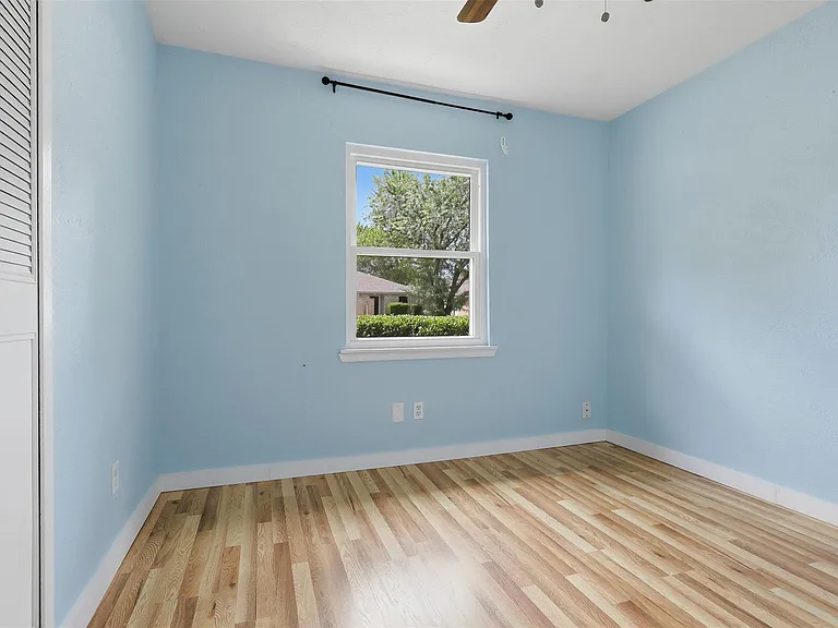 4035 Cypressdale Dr — Photo 11