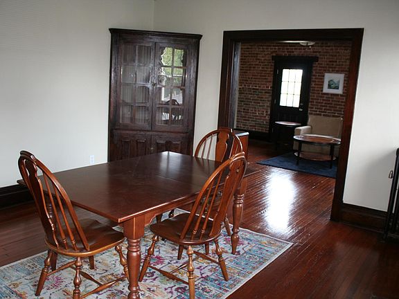 4th image of 103 E Pittsburgh St APT 5W