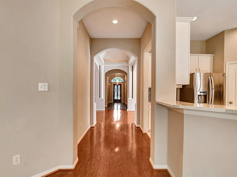 1110 Parkhaven Ln — Photo 5