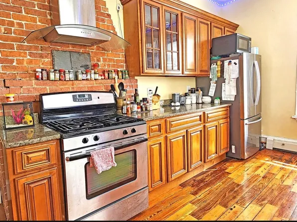 123 Vinton St APT 1, Providence, RI 02909