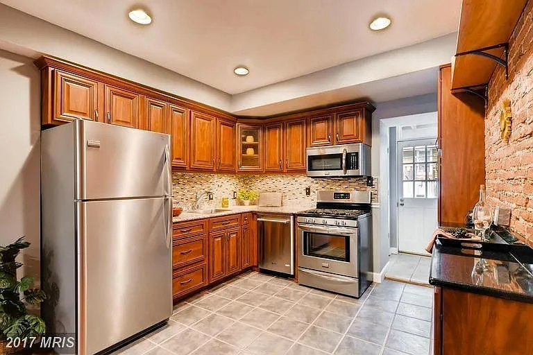 1439 Patapsco Street — Photo 4