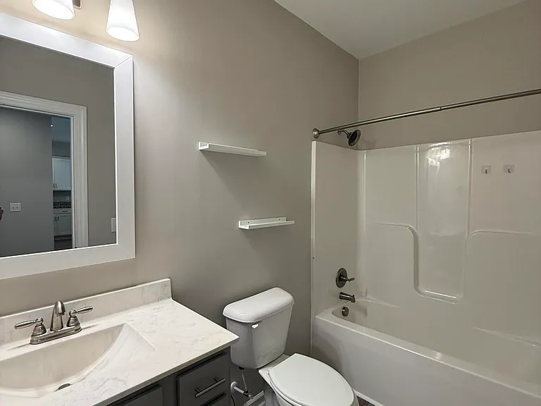 211 Briarcliff Ct — Photo 11