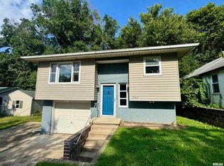 548 Hillcrest Ter, Creve Coeur, IL 61610