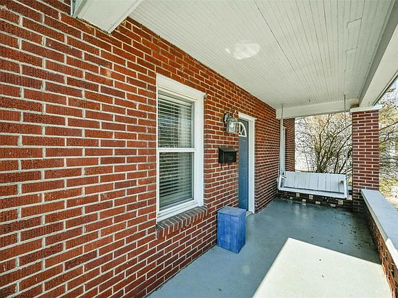 2nd image of 503 Hoover Ave