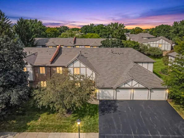 1010 E Nichols Rd Unit 8, Palatine, IL 60074