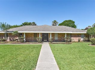 6624 Sun Meadow Ln, Lake Charles, LA 70605