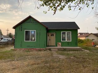 908 W 20th St, Cheyenne, WY 82001