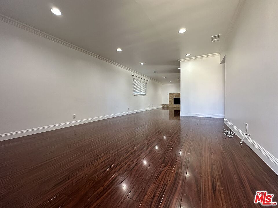 1st image of 7924 Peachtree Ave