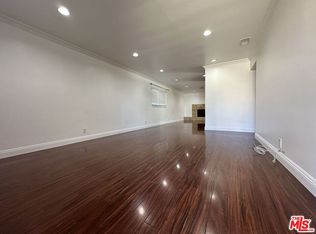 7924 Peachtree Ave, Panorama City, CA 91402