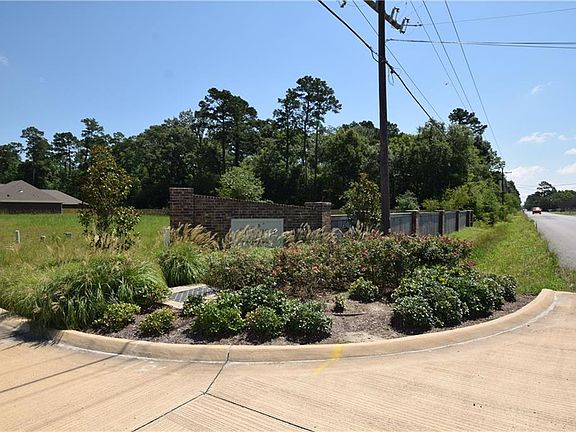 5th image of 525 Sheila Dr