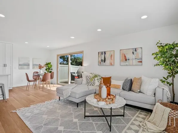 1758 Charleston Ln, Encinitas, CA 92024