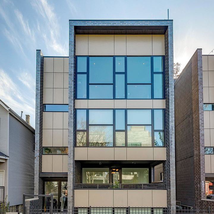 1st image of 2869 W Lyndale St Unit 3