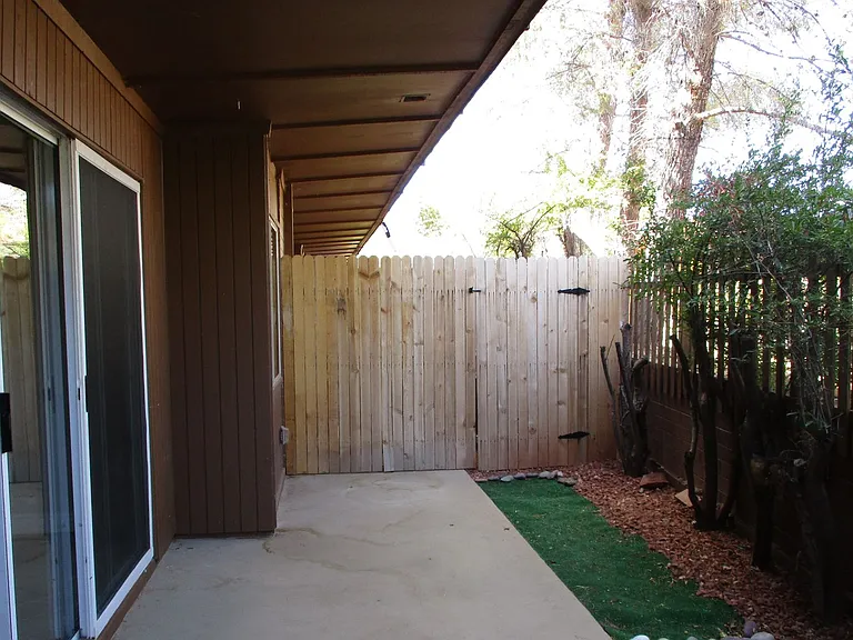 150SBL — Photo 8