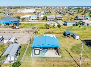 978 S Jacks Rd, Crystal Beach, TX 77650