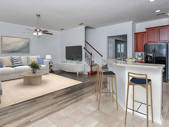 5th image of 12048 Marldon Ln