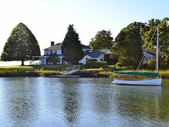 2nd image of 44 River Ln